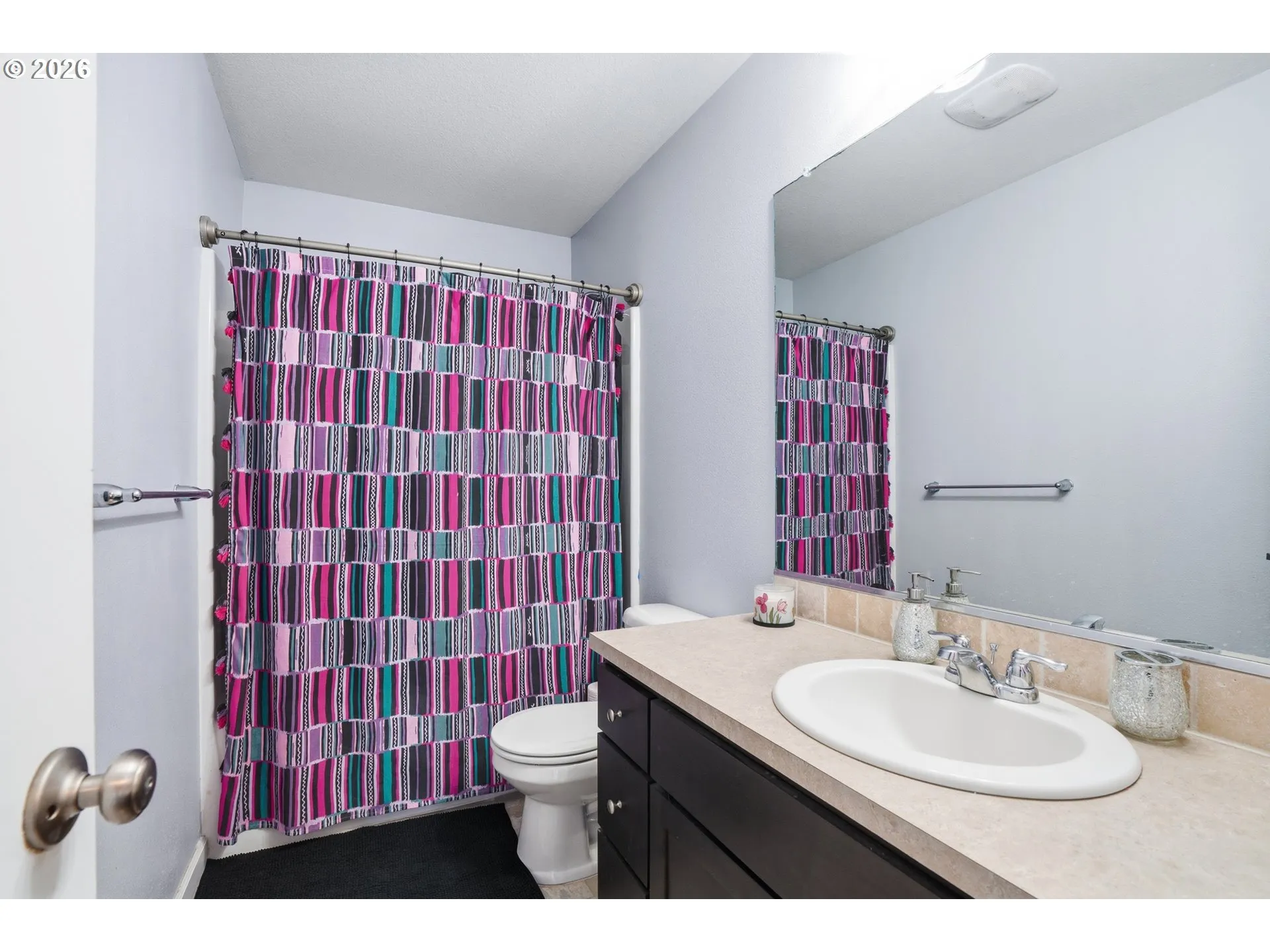 Bathroom-Upper