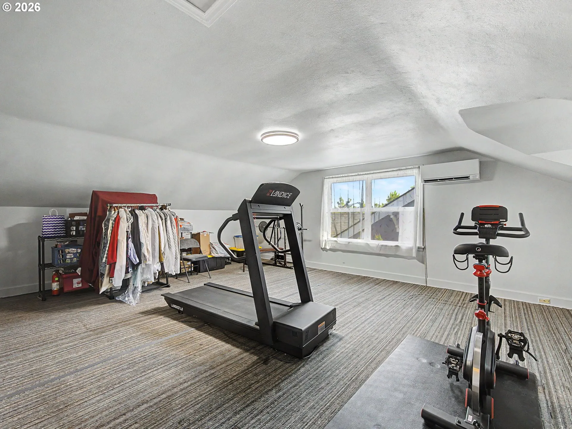 Bedroom-Upper