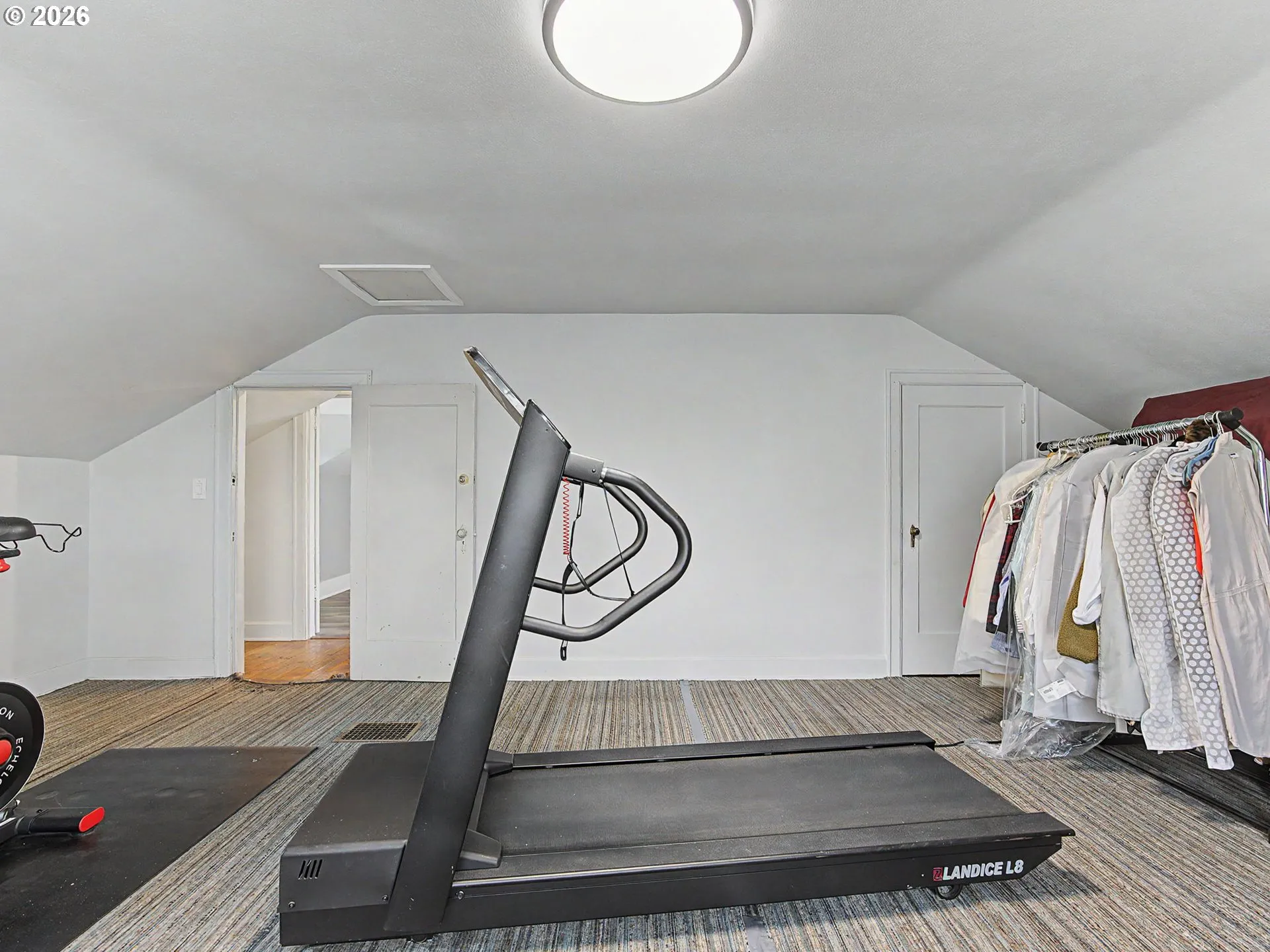 Bedroom-Upper