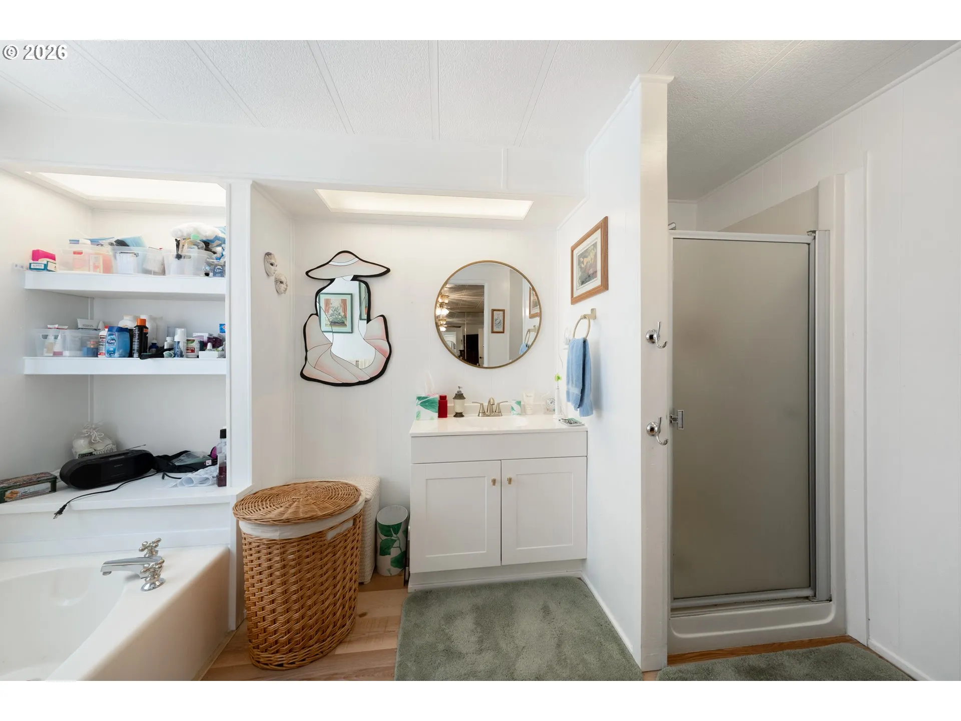Primary Bedroom-Attached Bathroom
