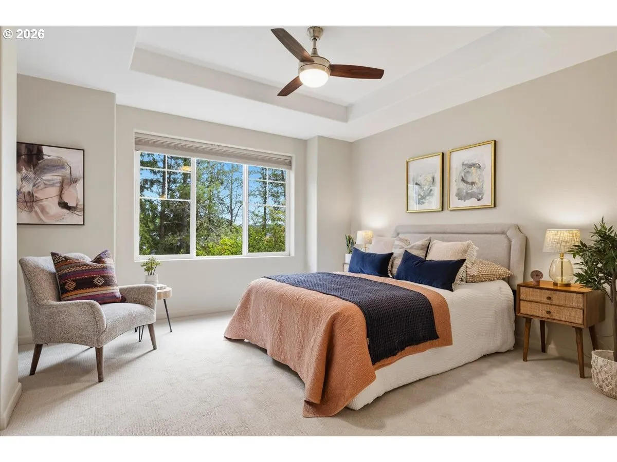 Bedroom, Primary-Upper