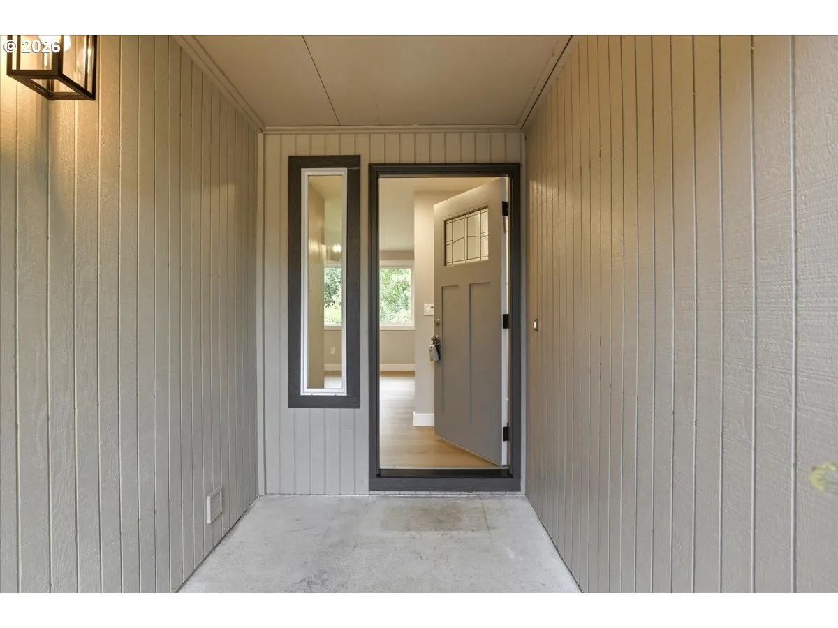 Entrance/Foyer