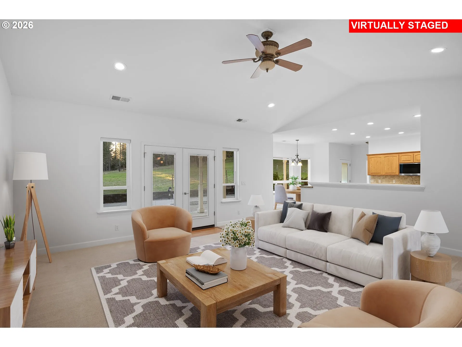 Living Room-Ceiling Fan