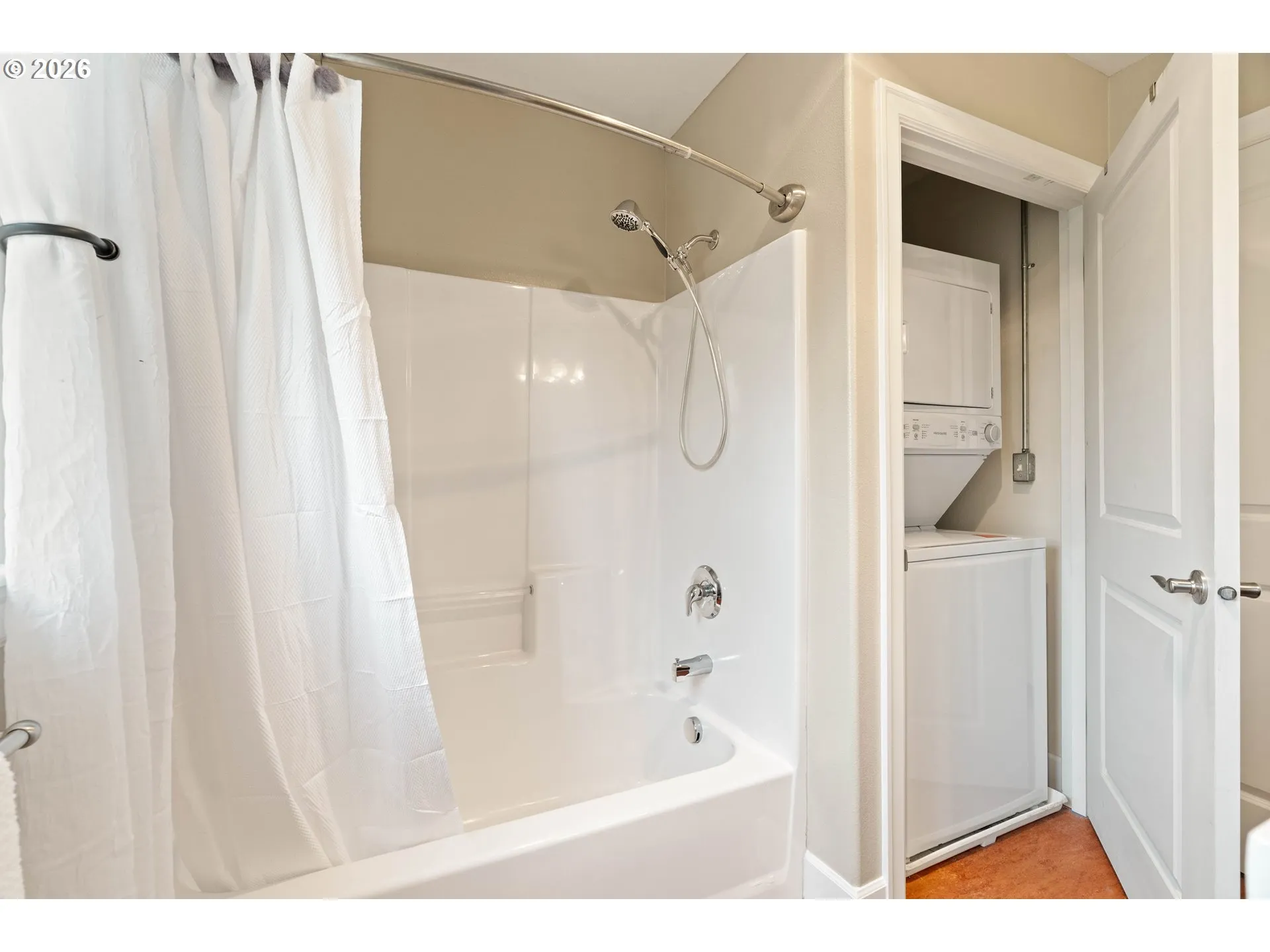 Bathroom-Hall