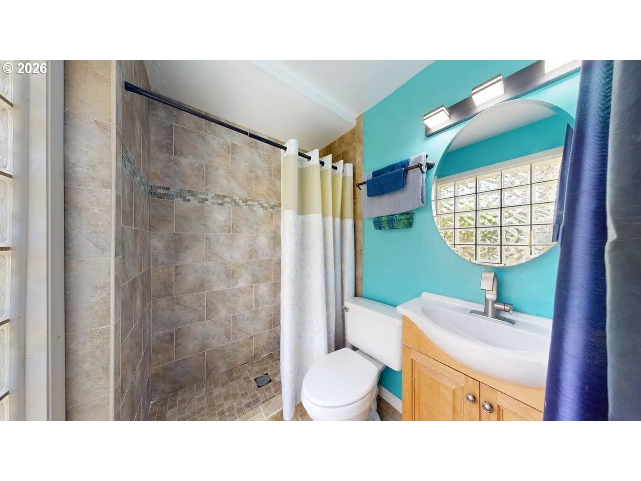 Bathroom, Attached