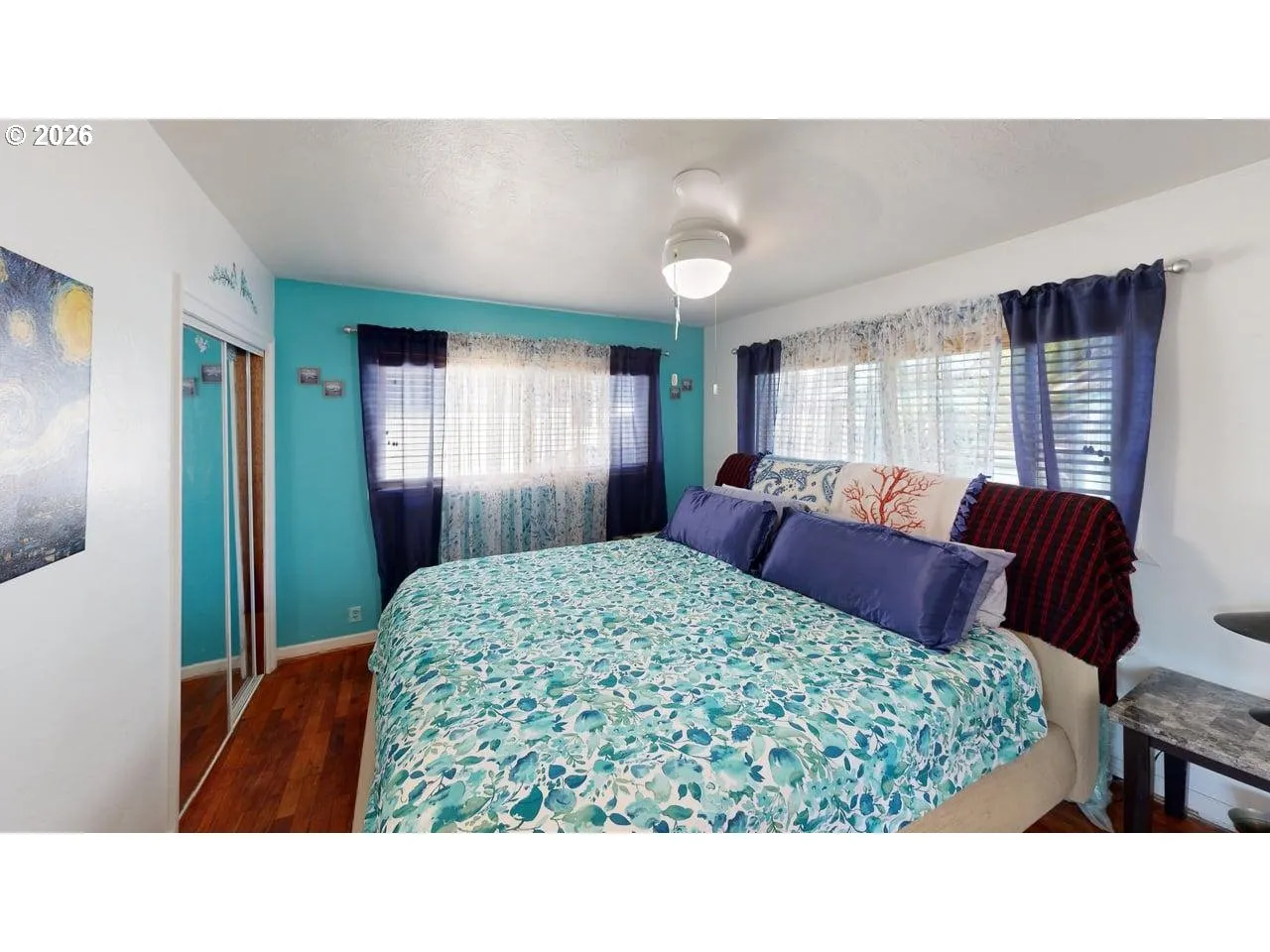 Bedroom, Primary