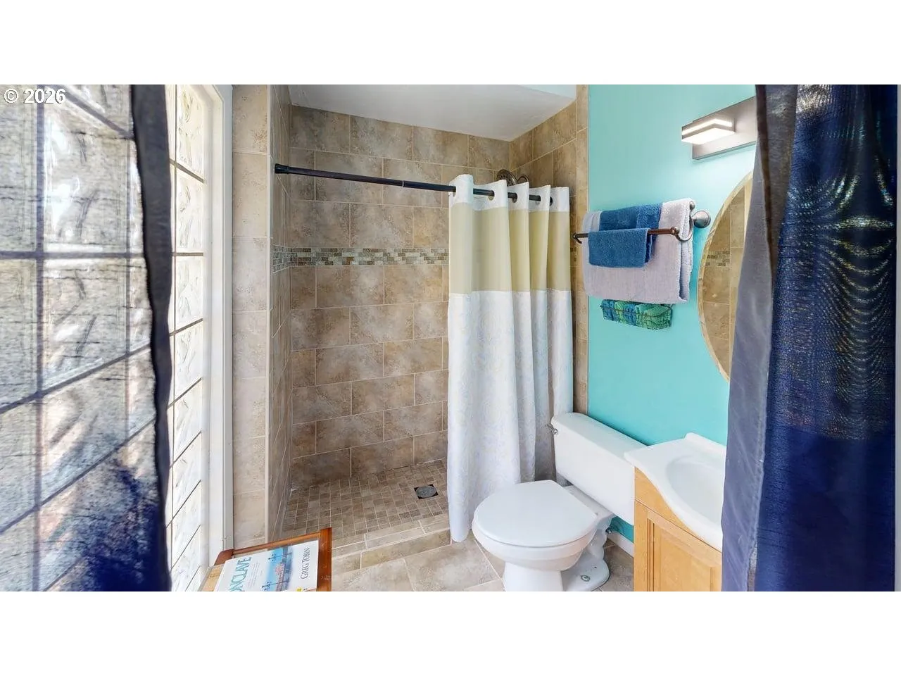 Bathroom, Attached