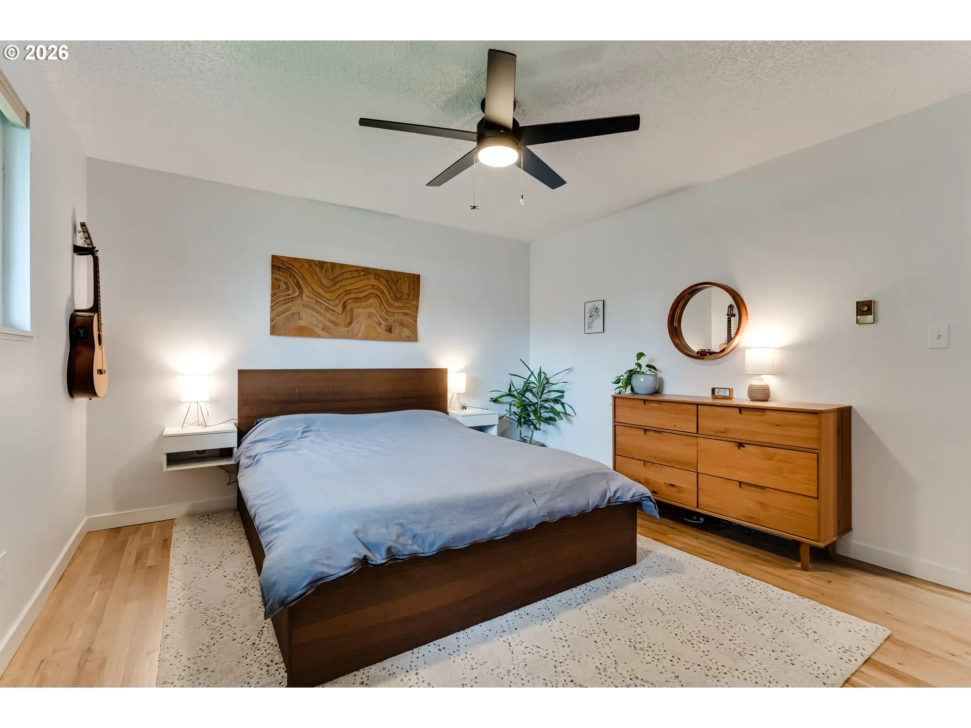Bedroom, Primary