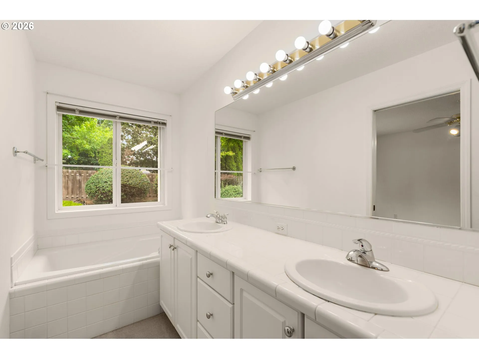 Bathroom, Attached