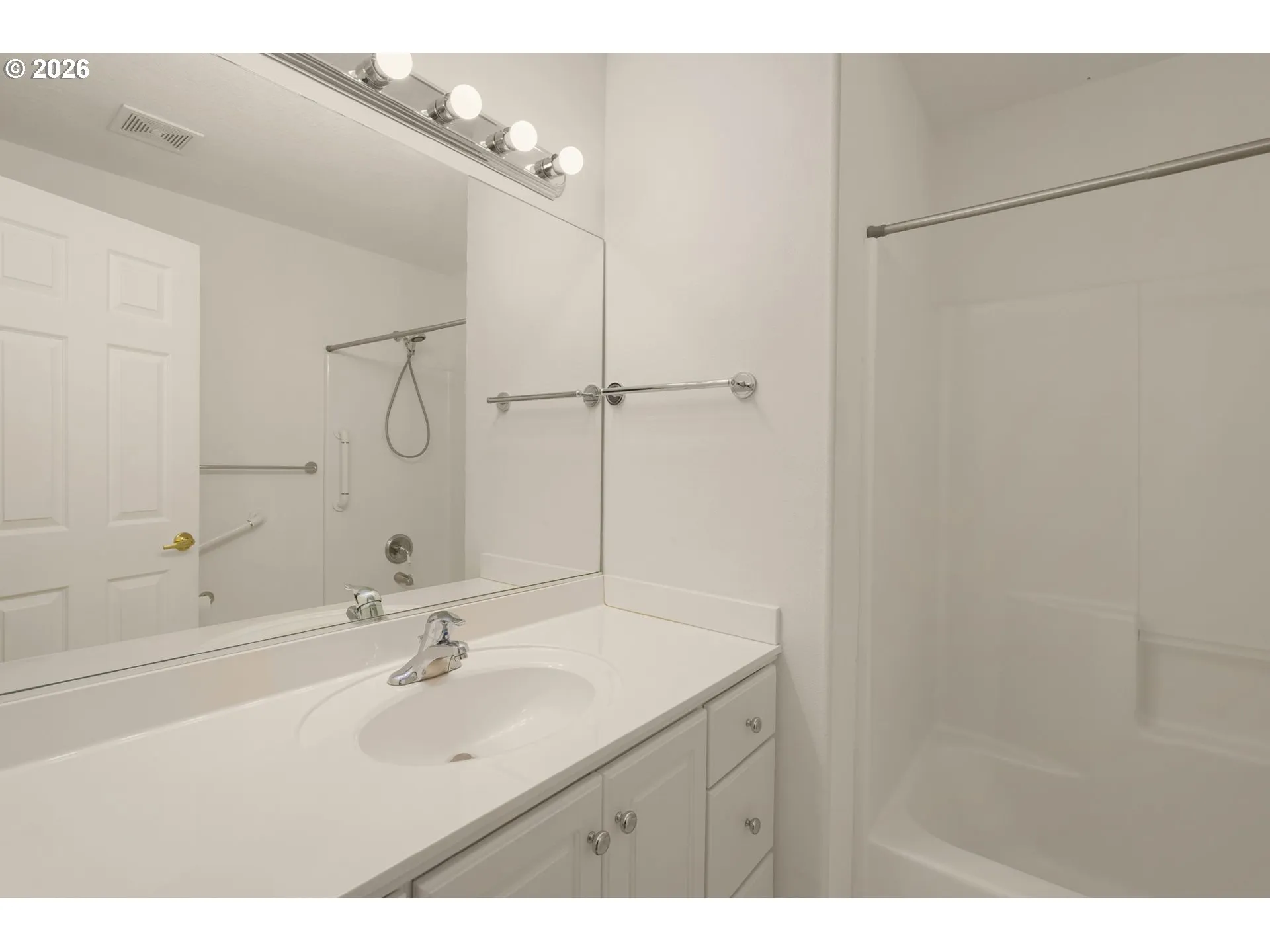 Bathroom-Hall