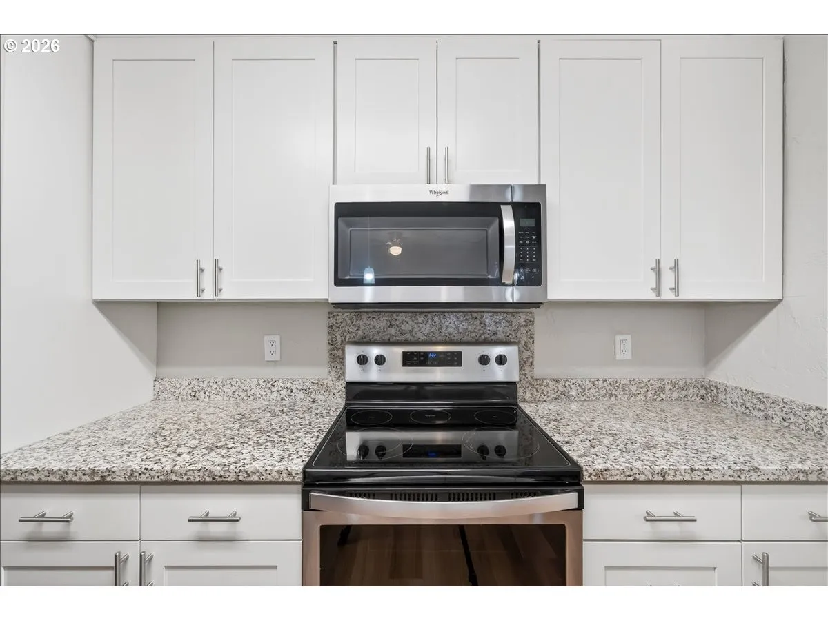 Kitchen-Oven