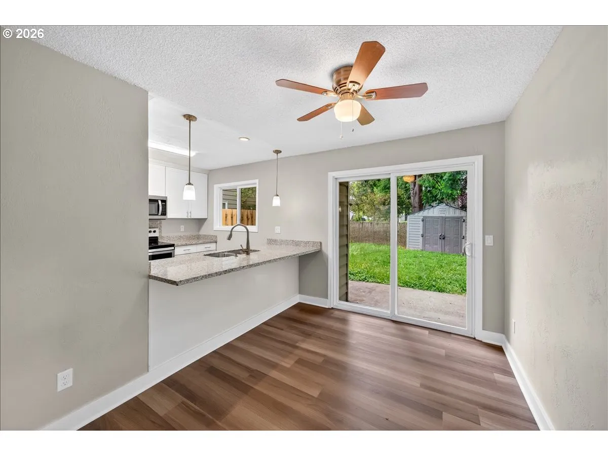 Dining Area-Ceiling Fan
