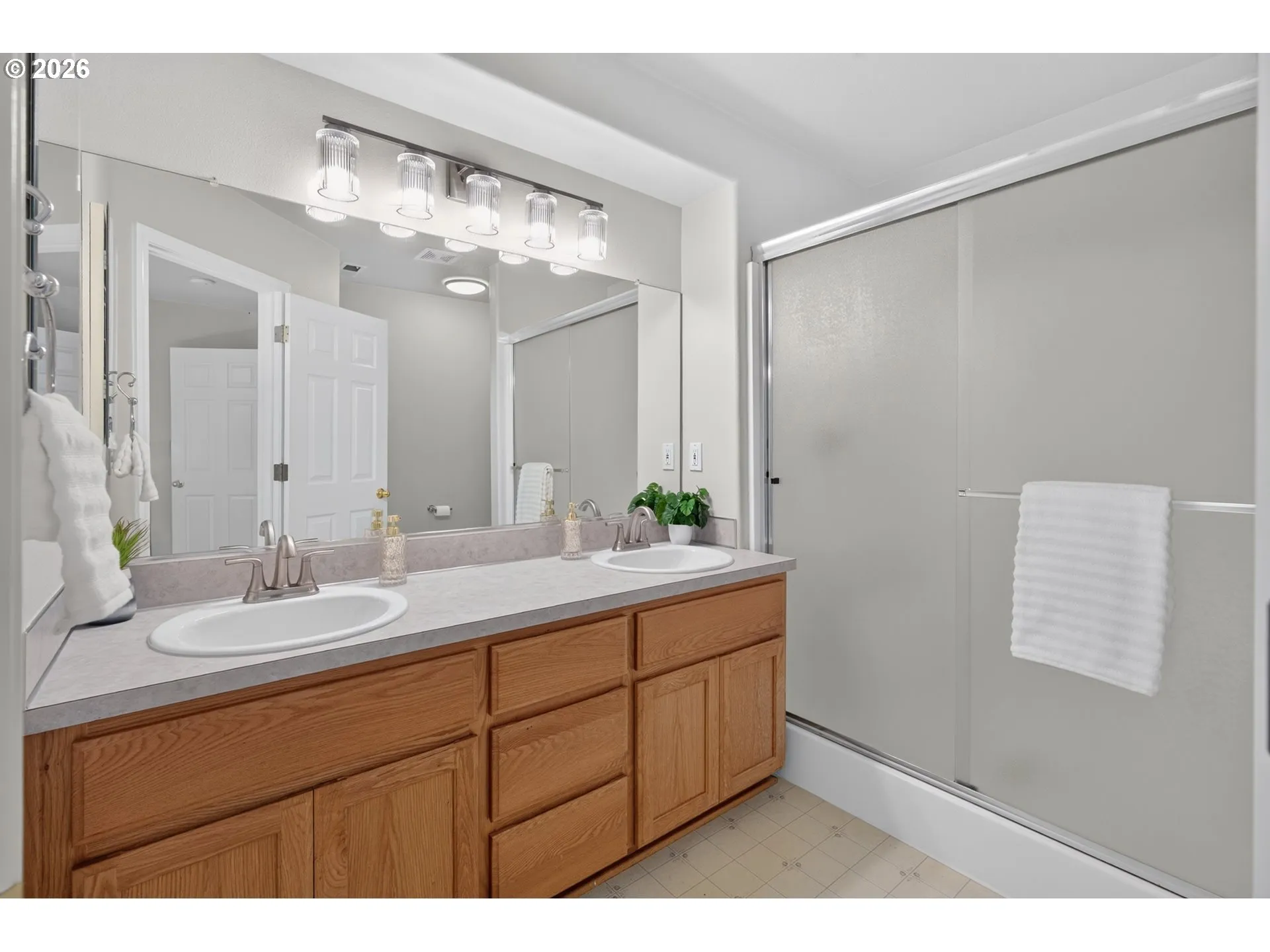 Primary Bedroom-Attached Bathroom