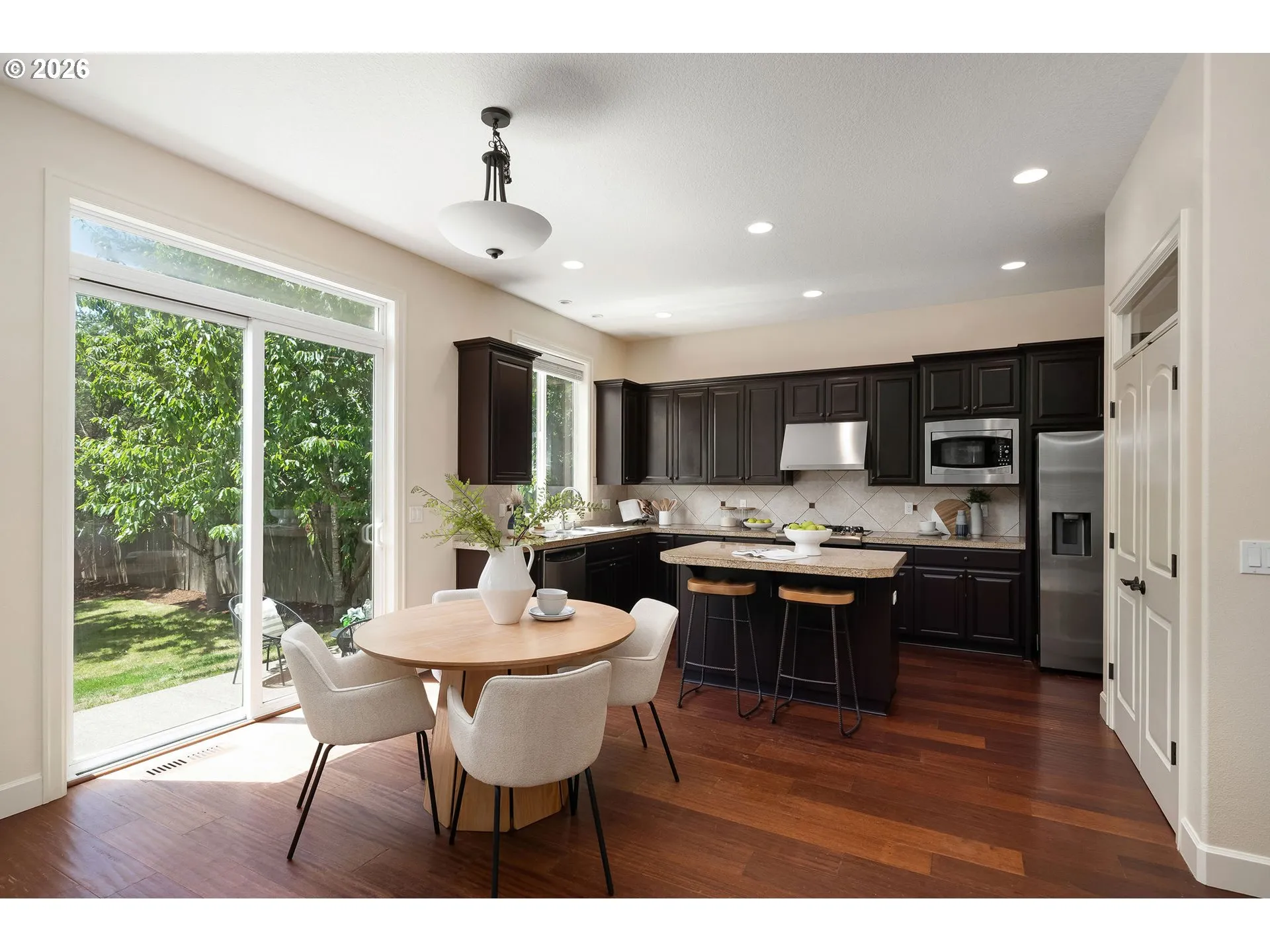 Kitchen-Eating Area