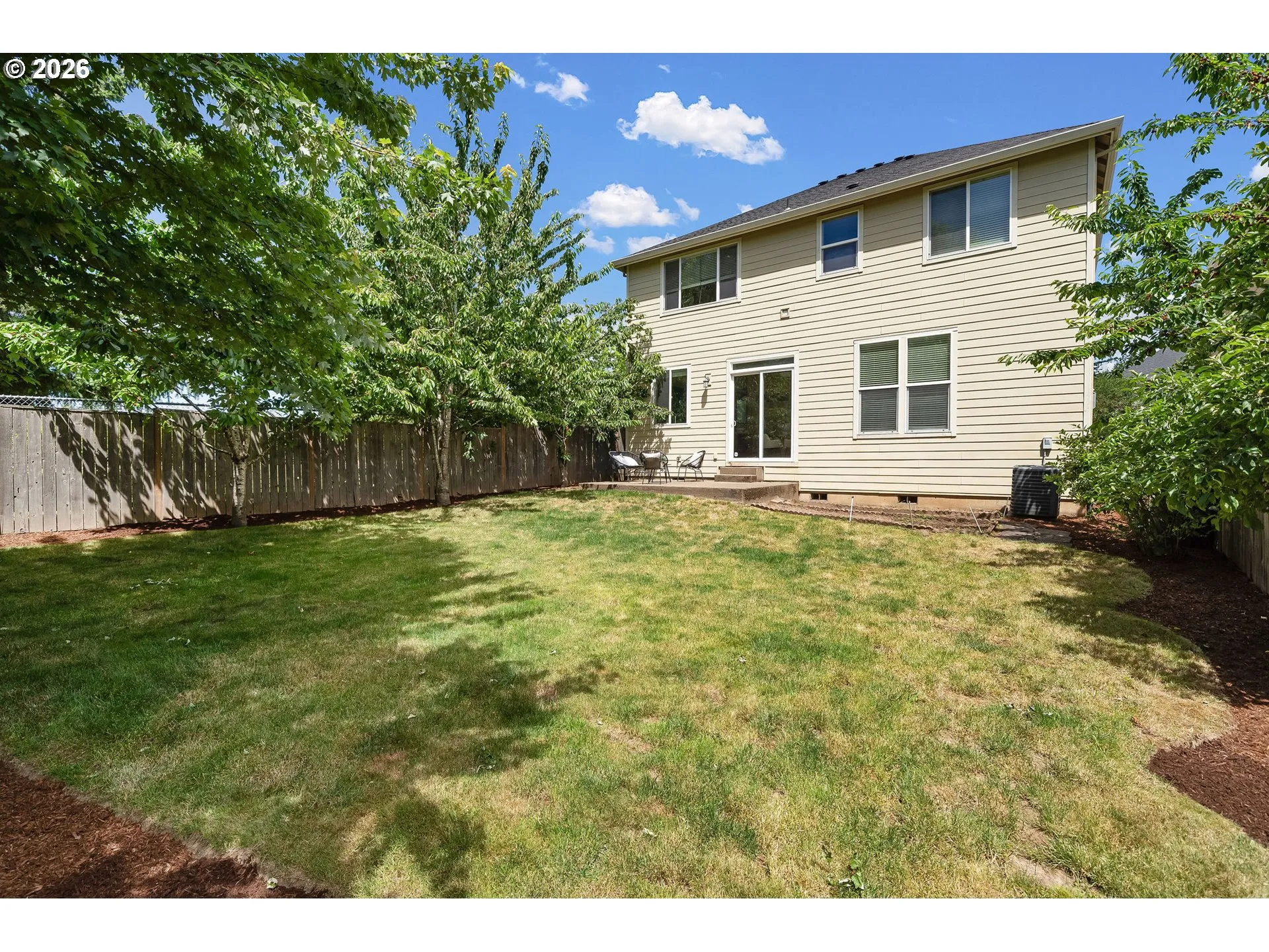 Yard-Back