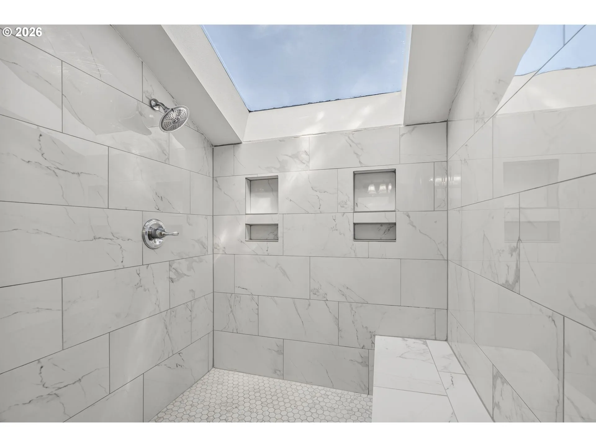 Bathroom-Walk in Shower