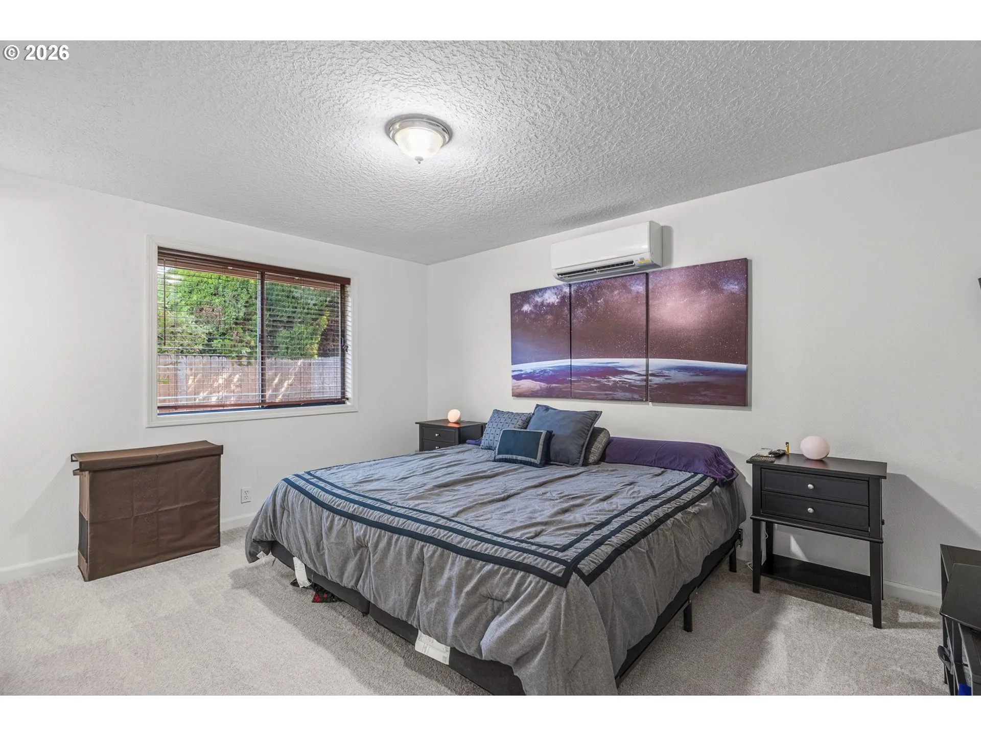 Bedroom, Primary