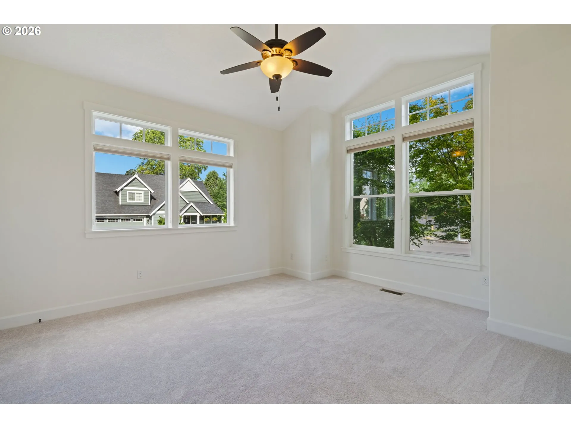 Den/Office-Ceiling Fan