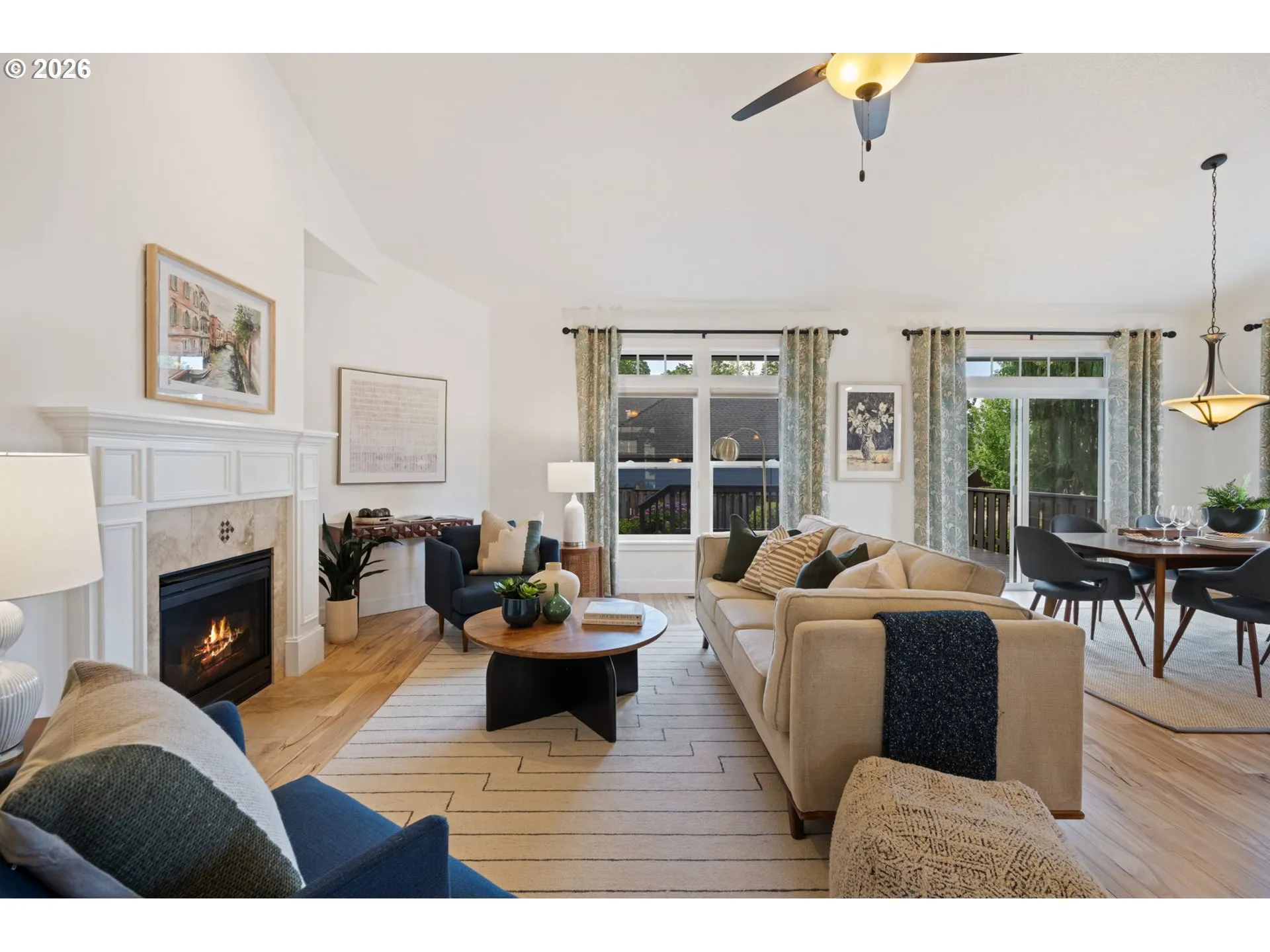 Living Room/Dining Room