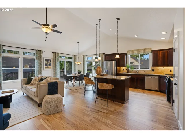 Kitchen/Living Room