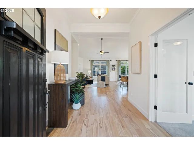 Entrance/Foyer