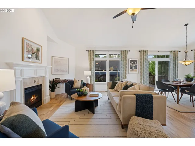 Living Room/Dining Room