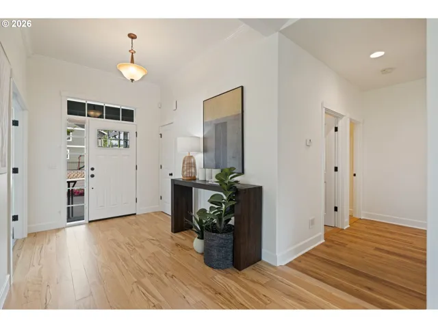 Entrance/Foyer