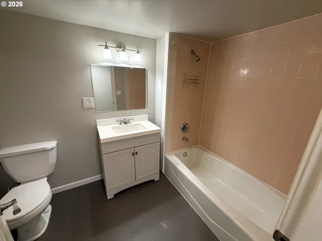 Bathroom-Lower