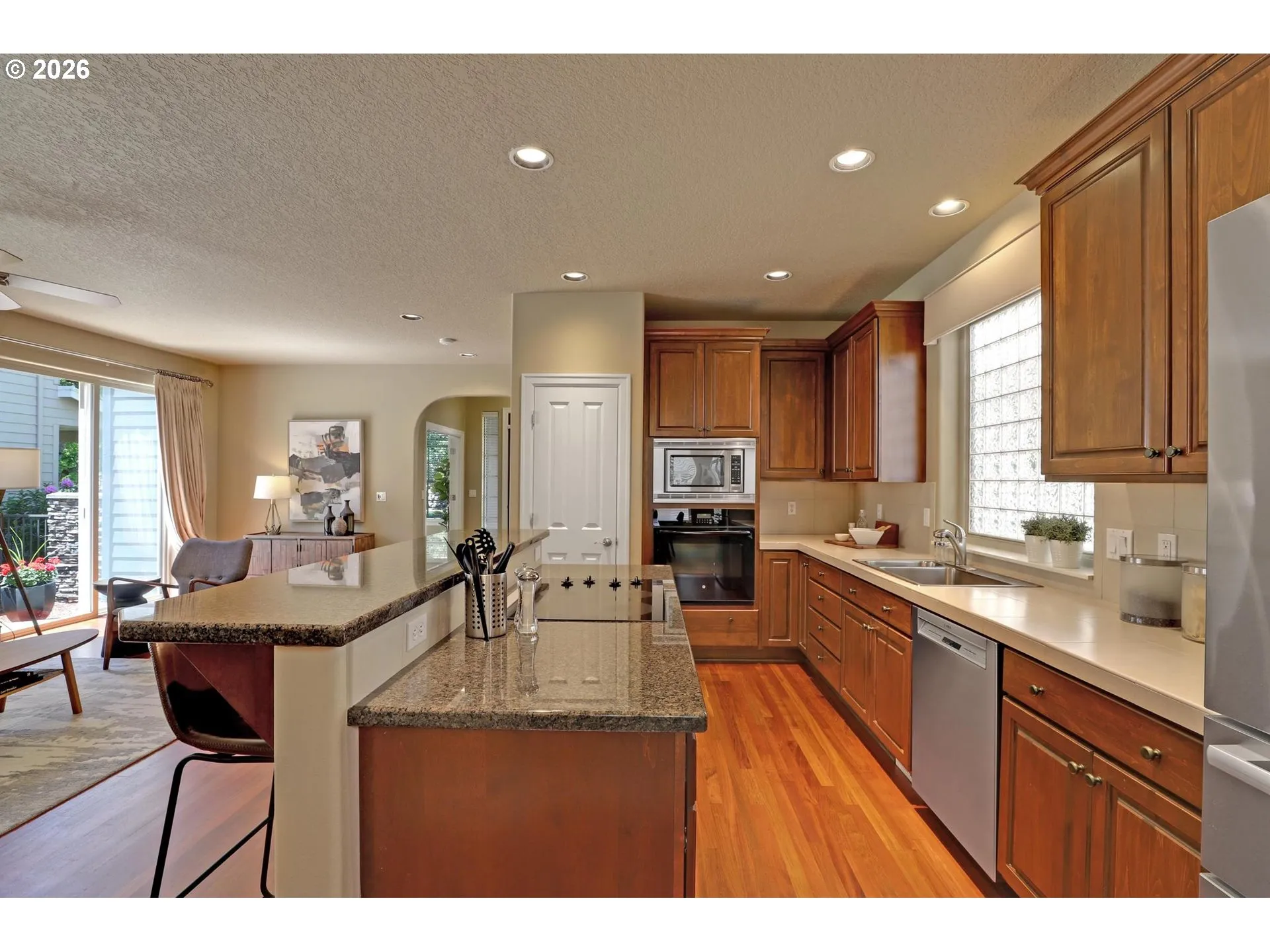 Kitchen-Cooking Island
