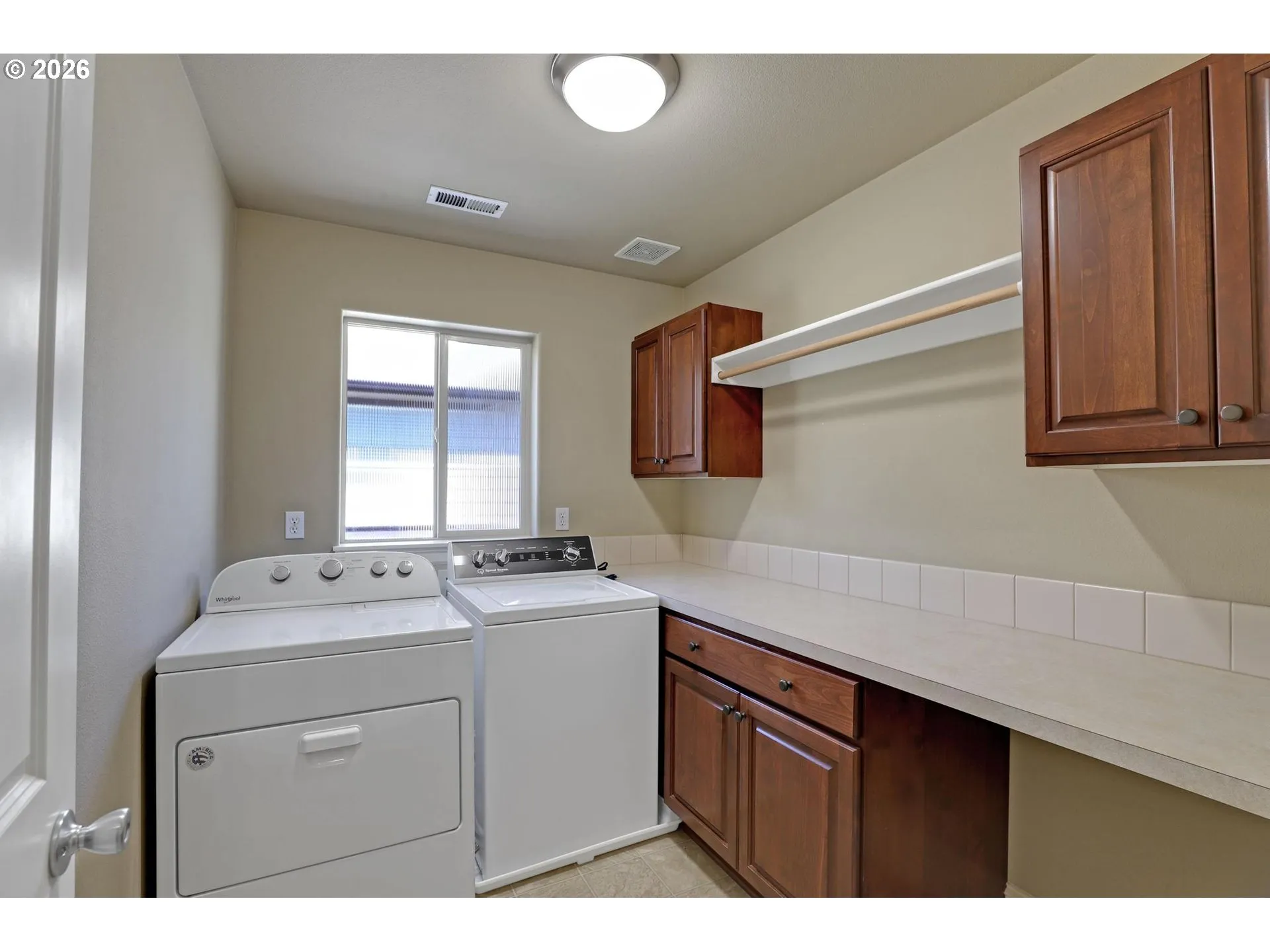 Laundry-Upper