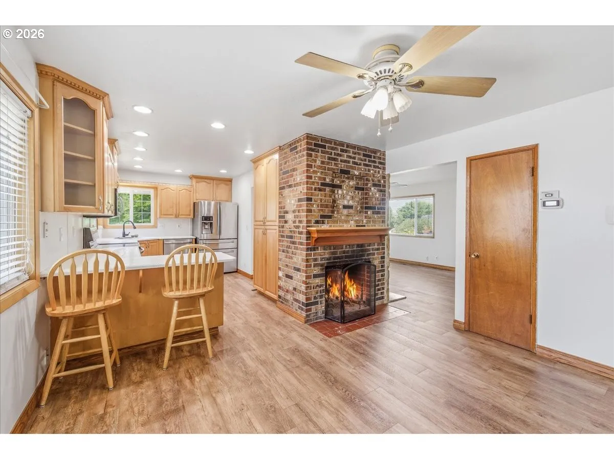 Dining Area-Ceiling Fan