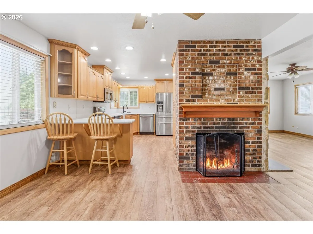 Dining Area-Ceiling Fan