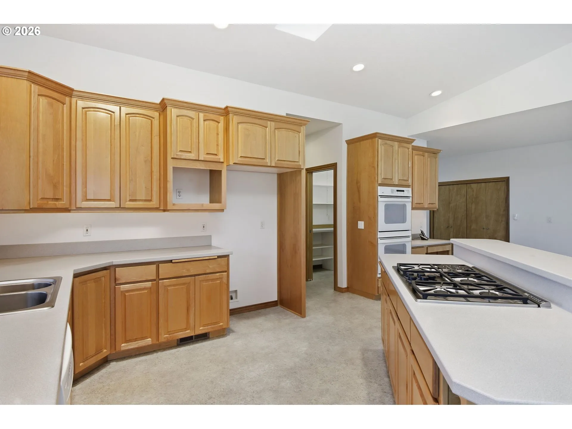 Kitchen-Cooking Island