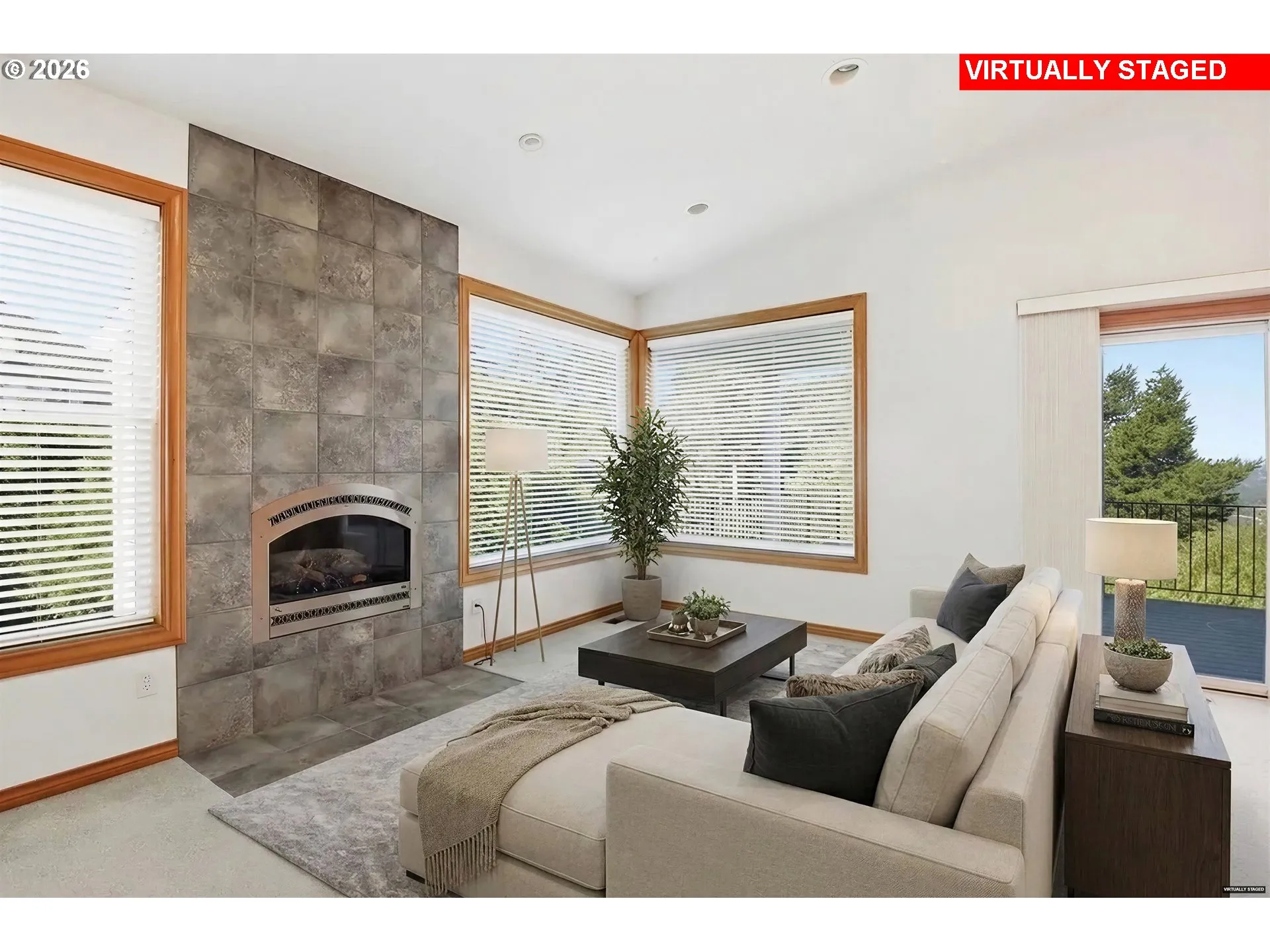 Living Room-Fireplace