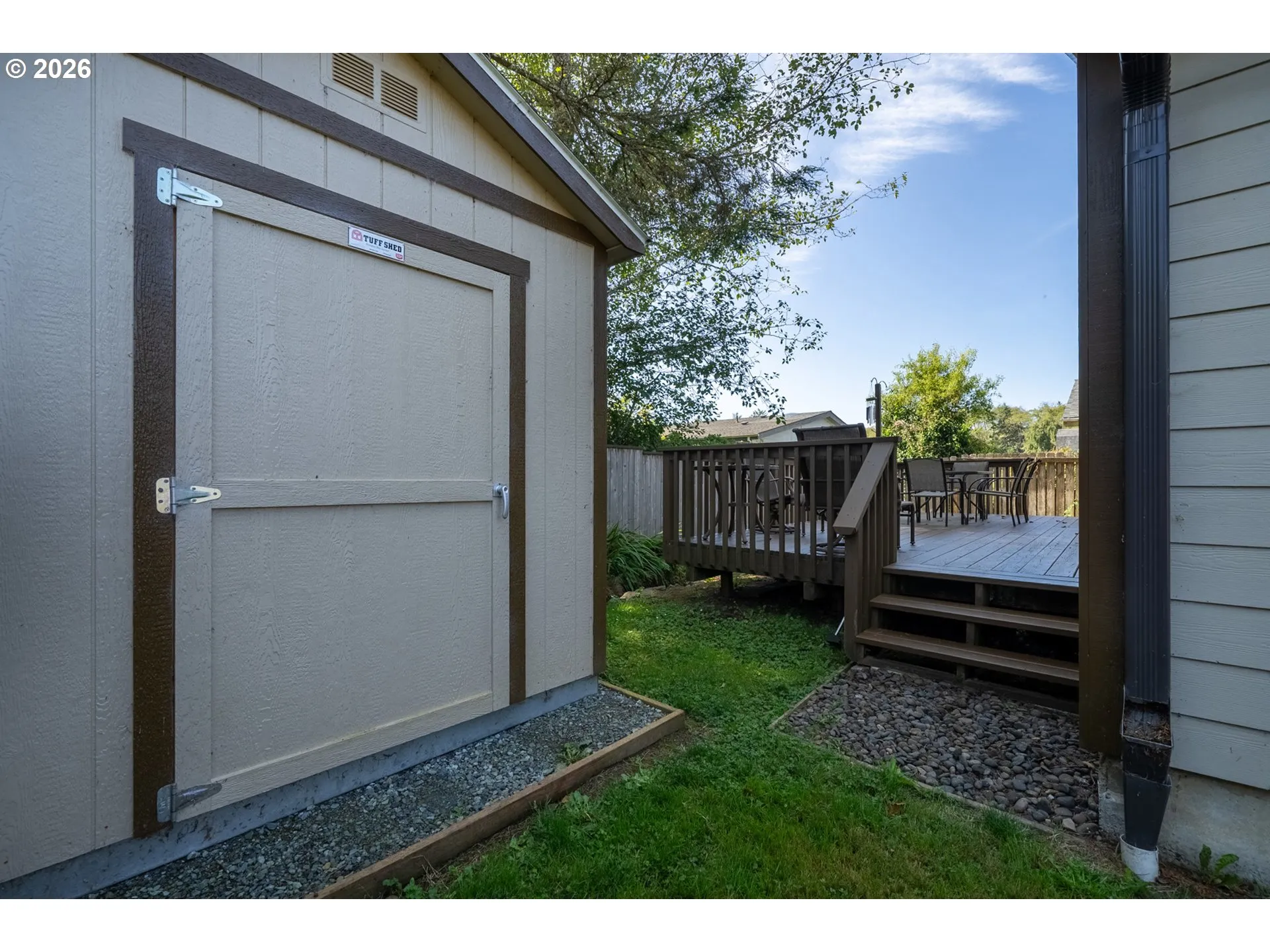 Yard-Back