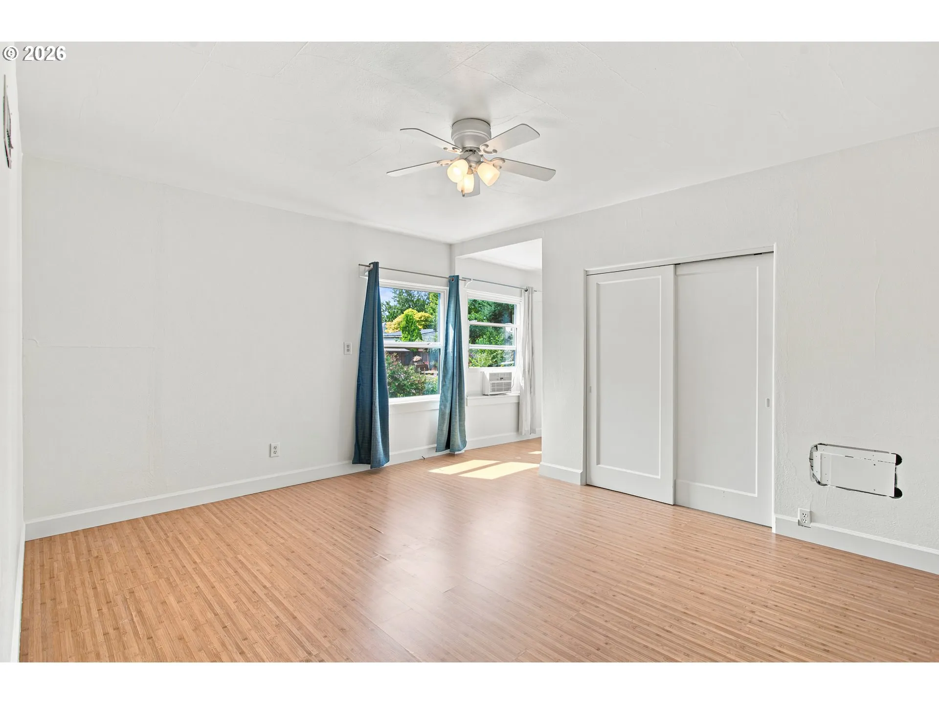 Bedroom, Primary
