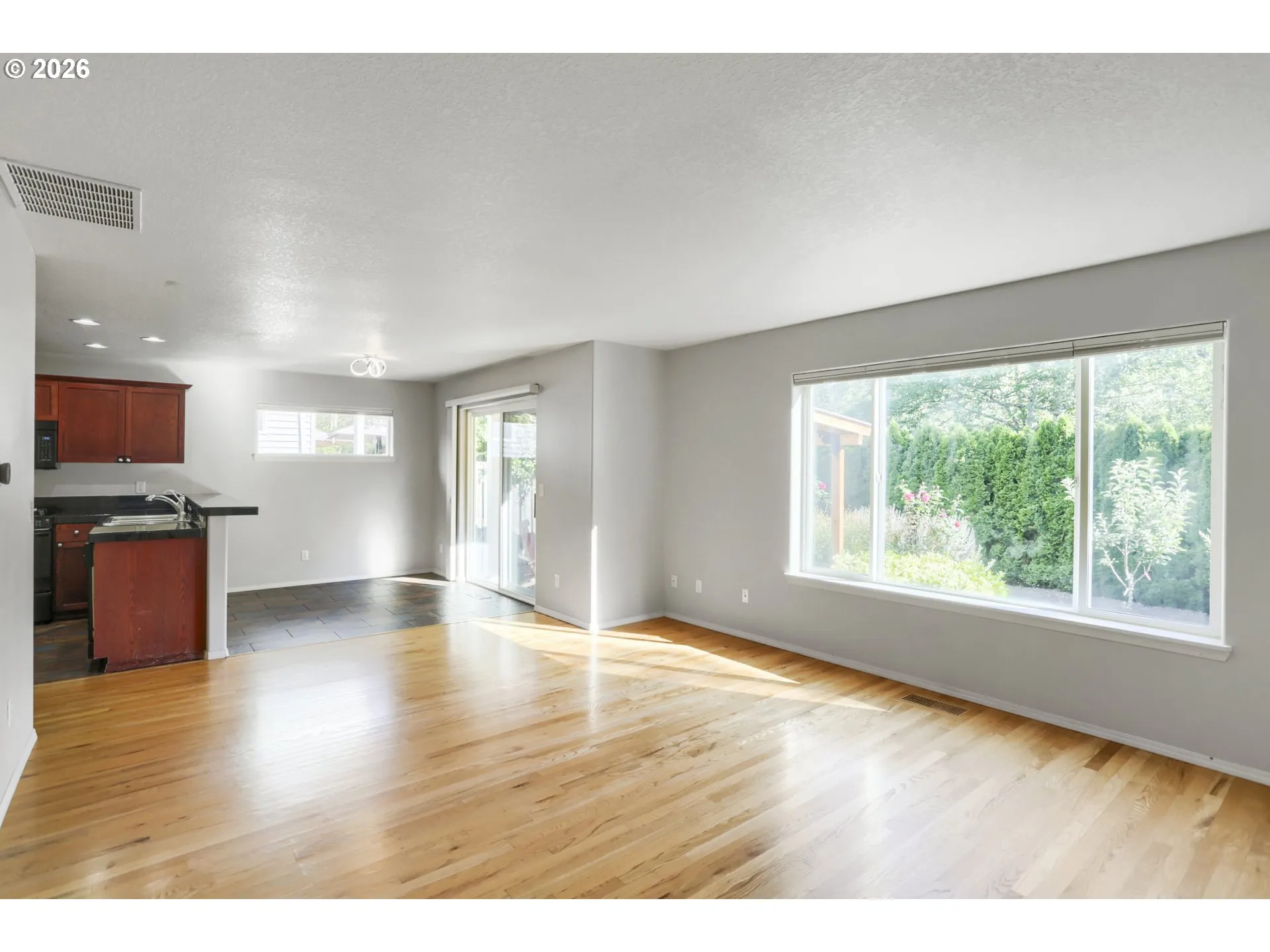 Living Room/Dining Room