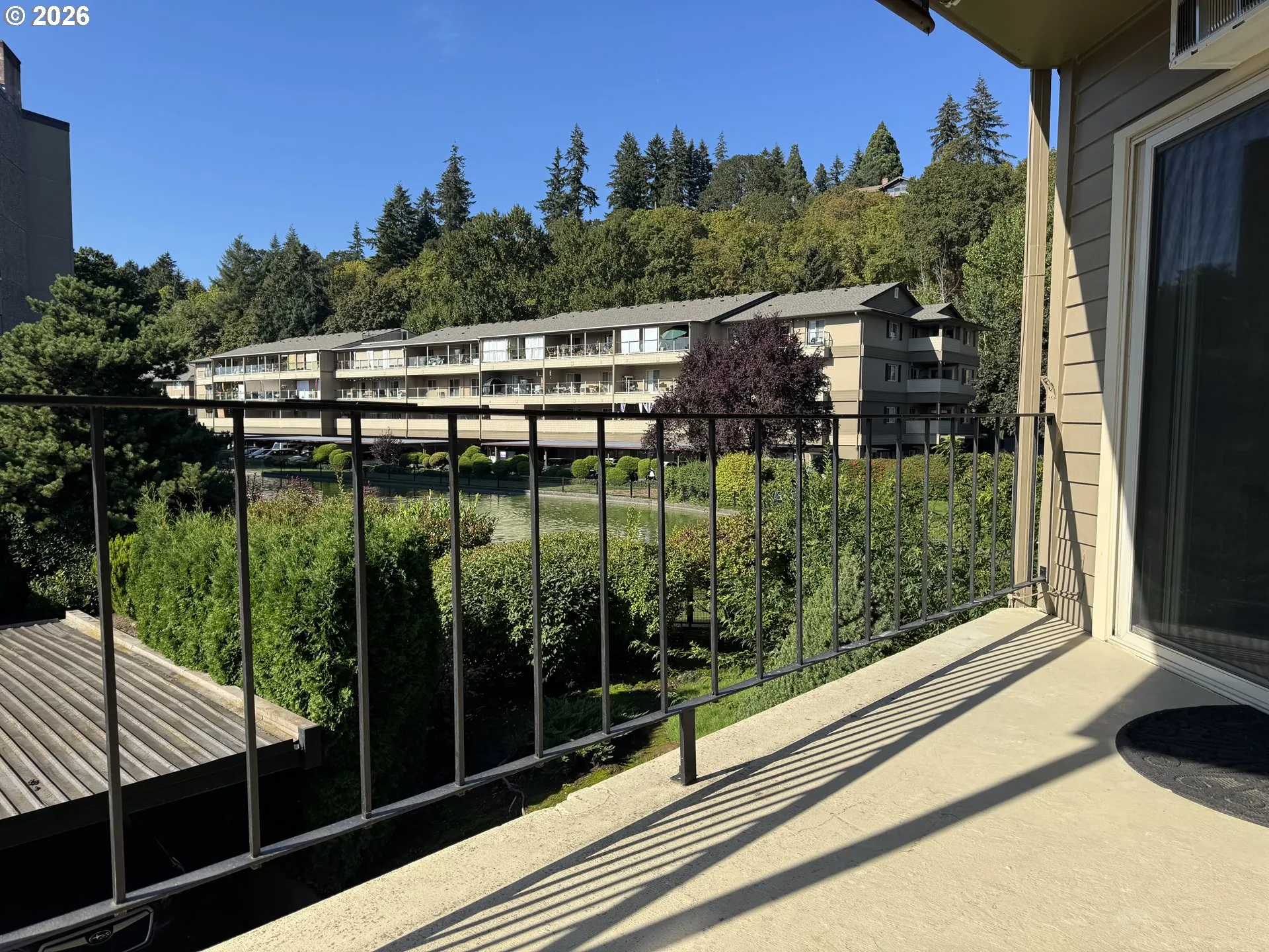 Balcony-Covered