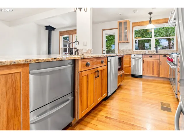Kitchen-Island