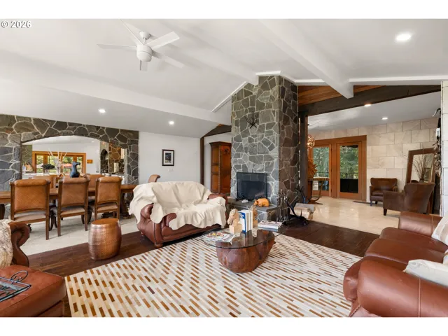 Living Room/Dining Room