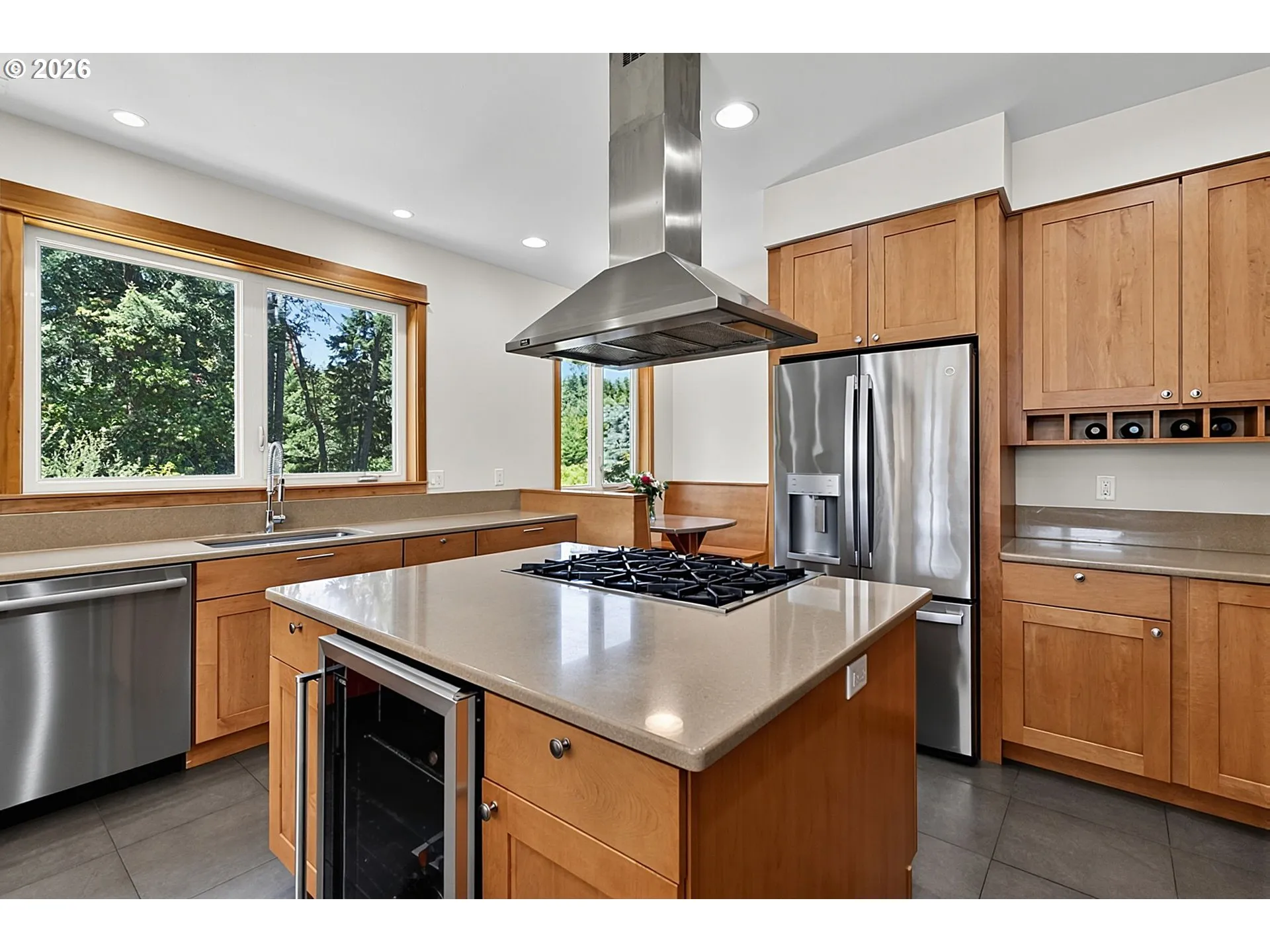 Kitchen-Cooking Island
