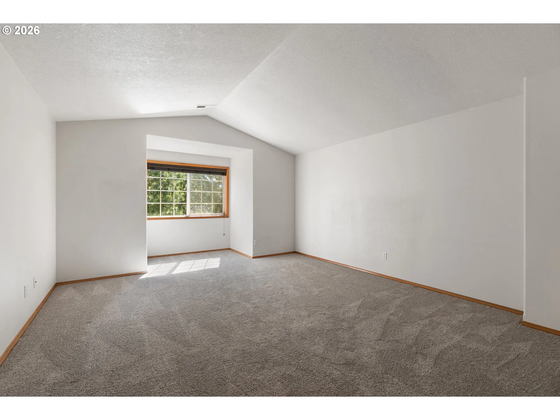 Bedroom, Primary