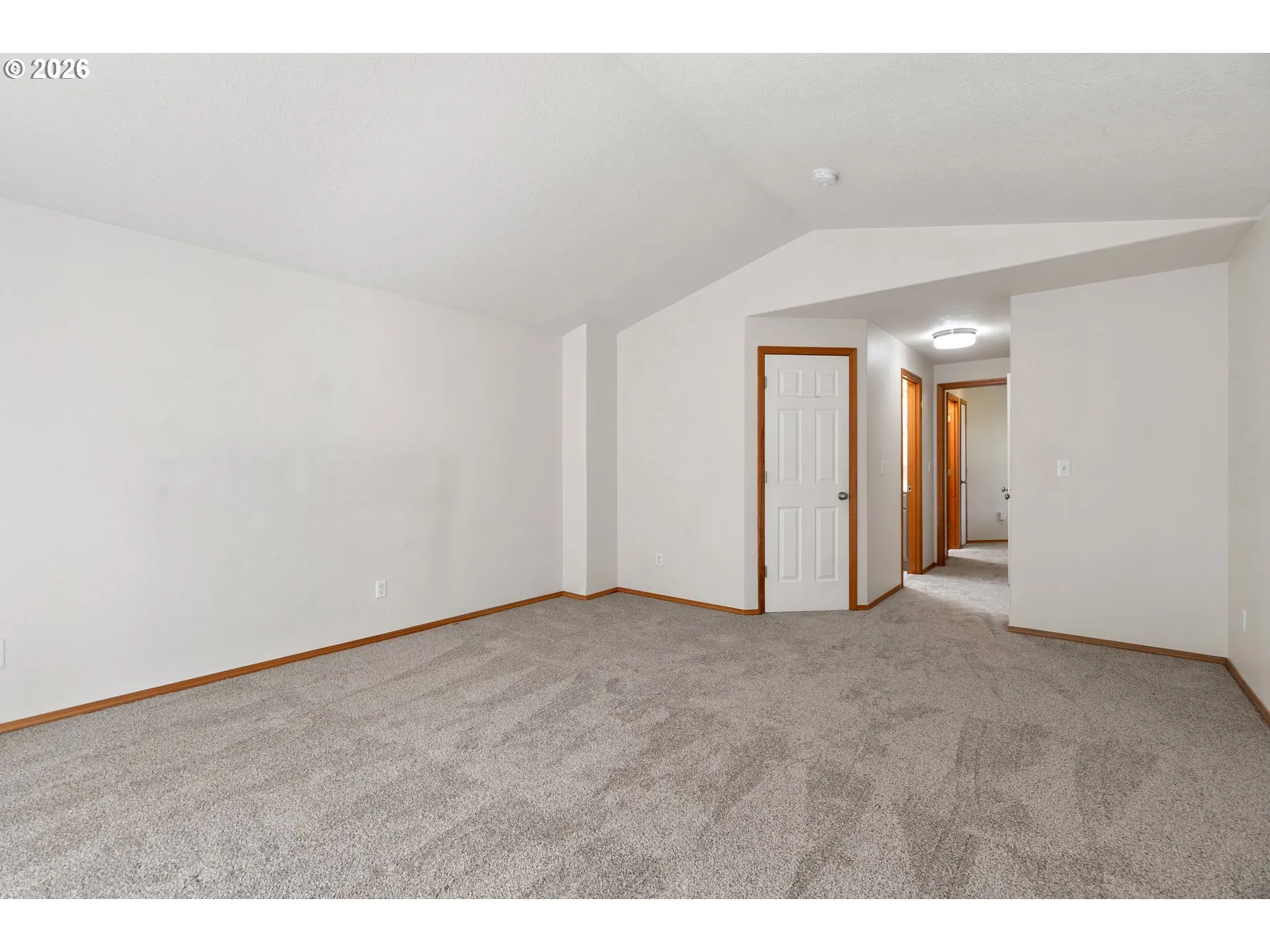 Bedroom, Primary