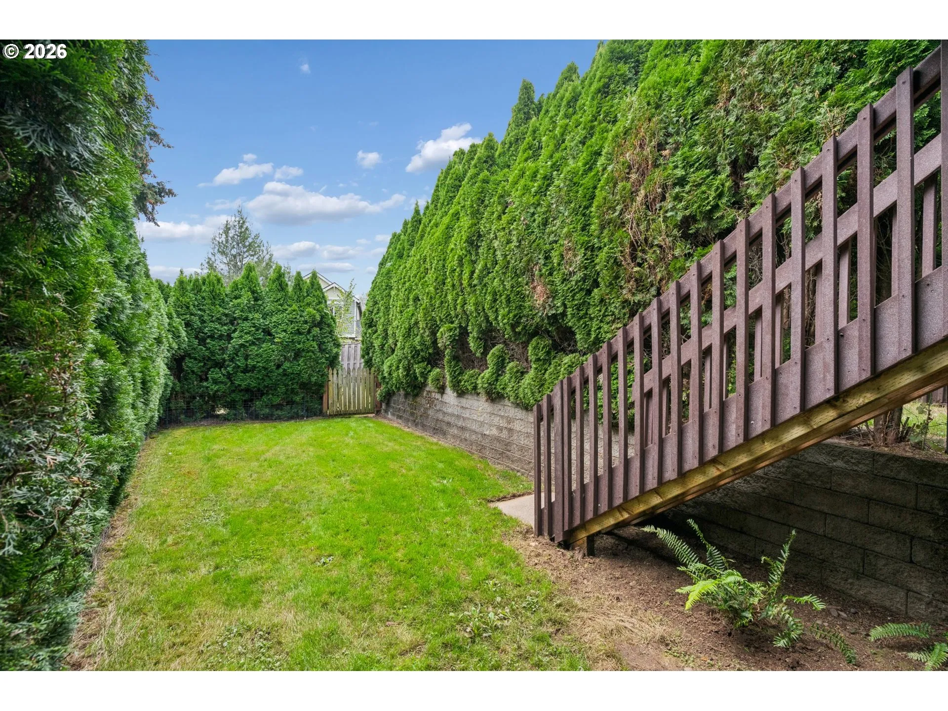 Yard-Back