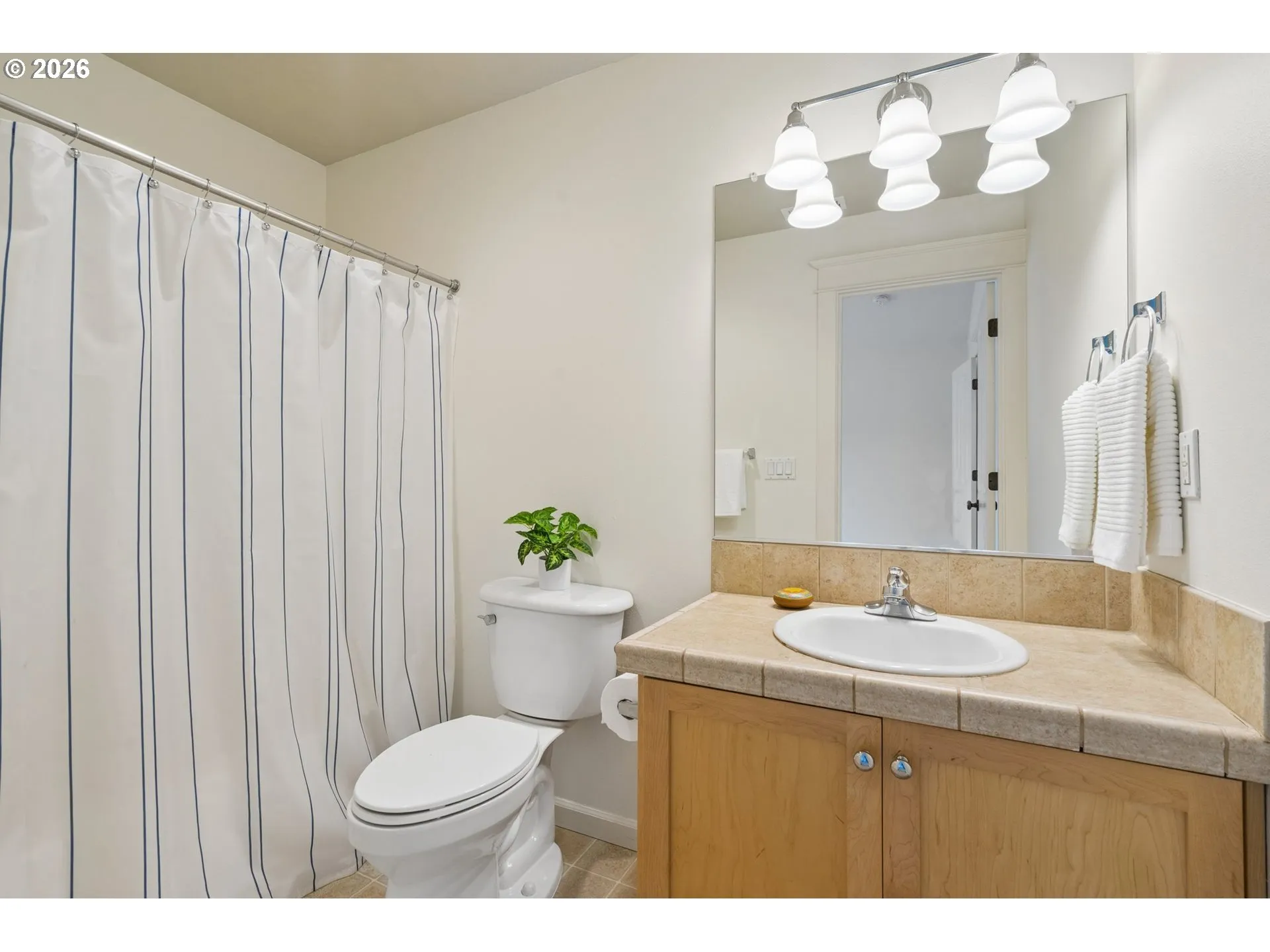 Bathroom, Attached