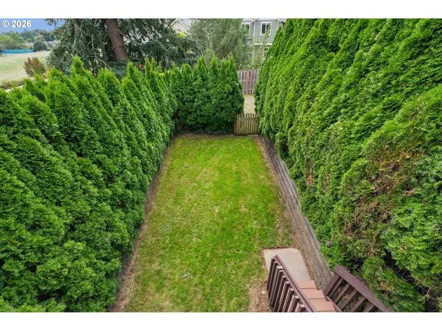 Yard-Back