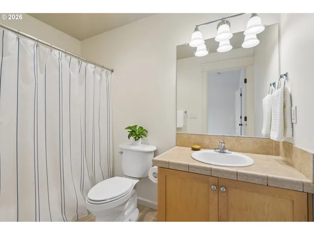Bathroom, Attached