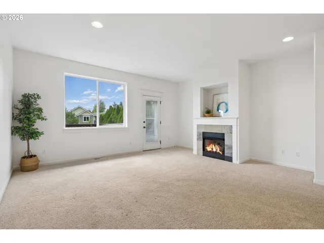 Living Room-Fireplace