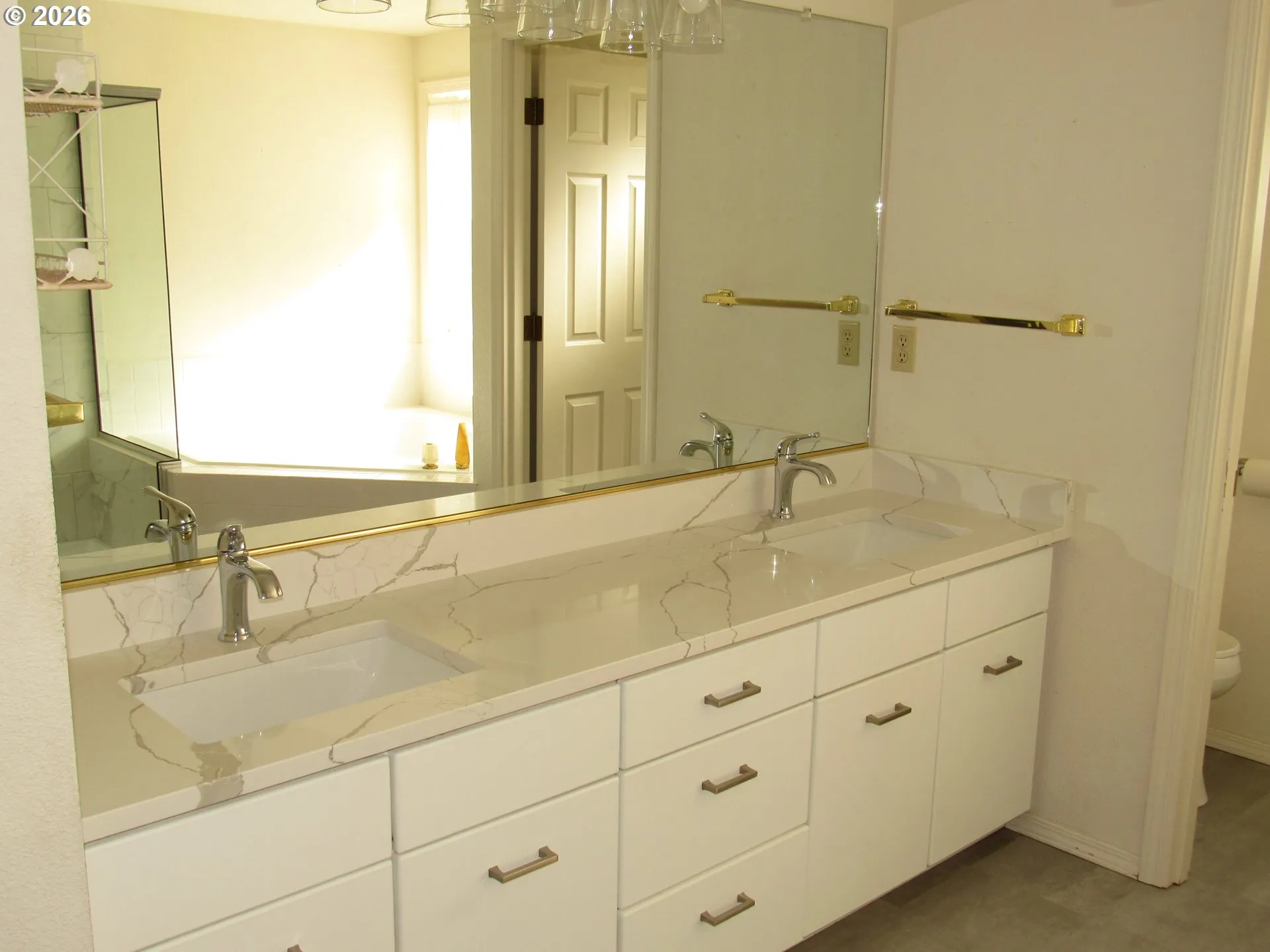 Bathroom-Double Sinks