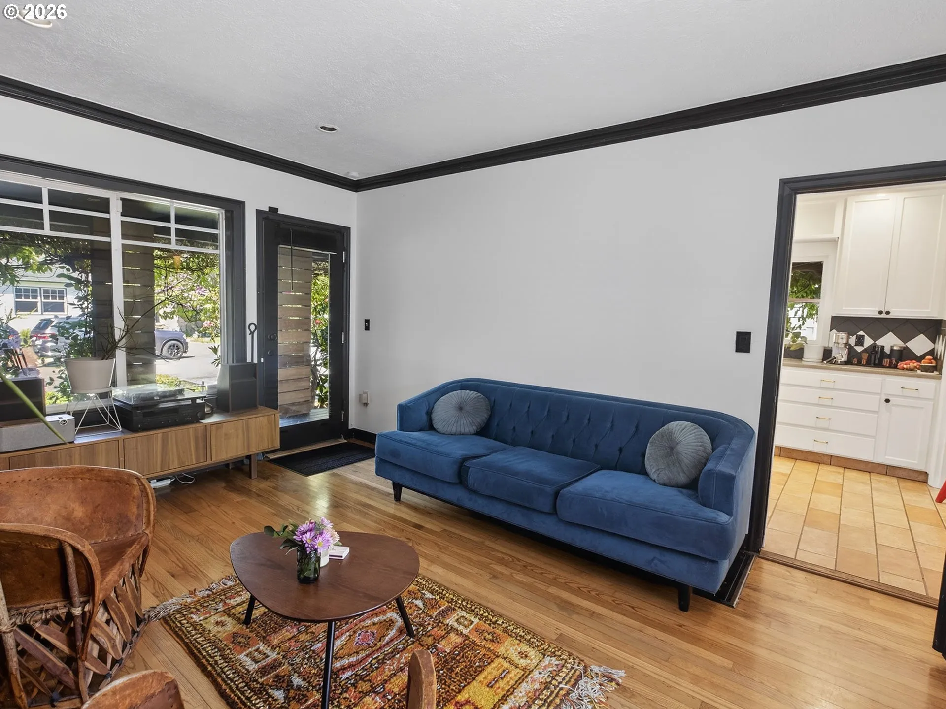 Living Room-Fireplace
